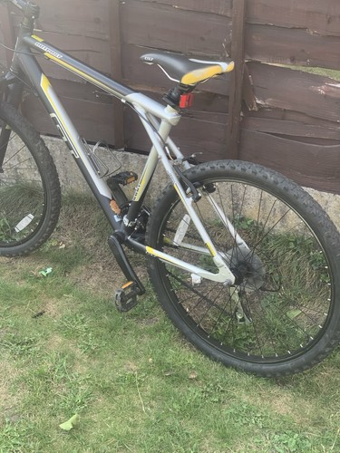 26in mountain bike - 26in,