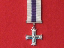 Miniature British Gallantry Military Cross Medal MC George V with ribbon