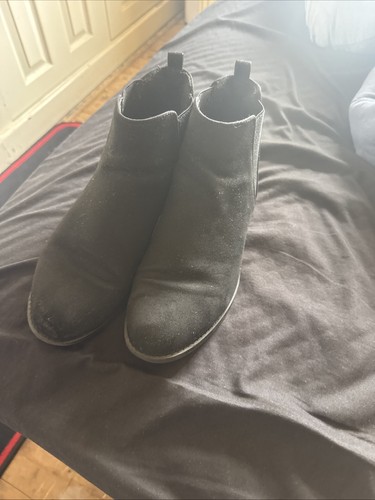 Woman suede boots - woman’s,
