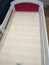 Childs single toddler bed with