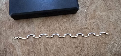 Hallmarked gold bracelet - hallmarked,