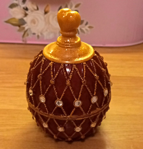 Raspberry colourresin trinket - raspberry,