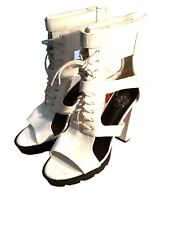 Liliana Kunst Shoes Size 9 *