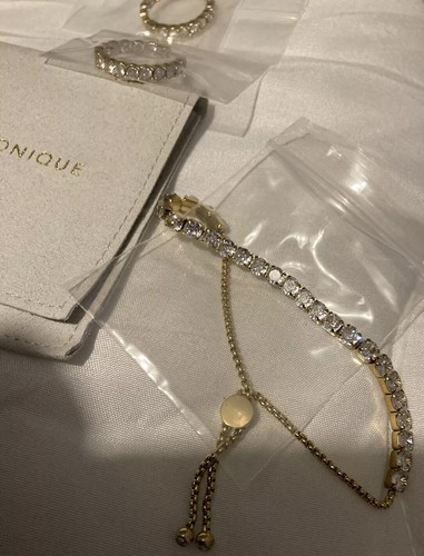 Diamonique hallmarked - diamonique,