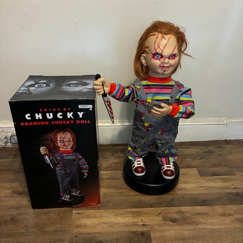 Roaming chucky doll - roaming, of