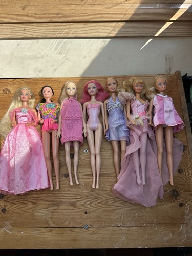 Barbie doll bundle - barbie,