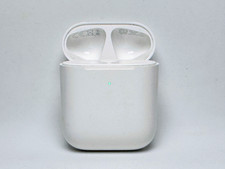 Apple Wireless Charging Case Model A1938 works with AirPods 2 and AirPods 1