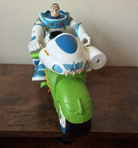 Disney pixar toy story buzz - pixar,
