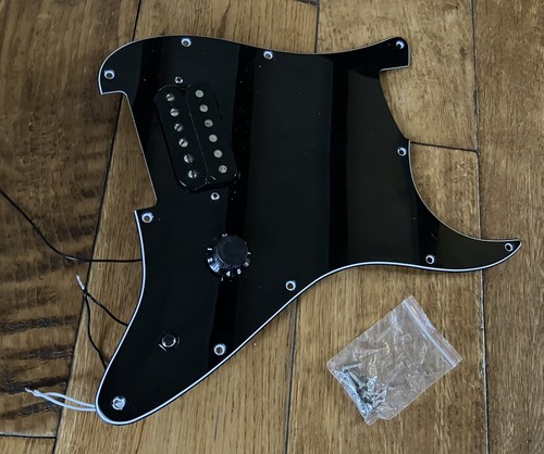 Tom delonge ish strat - tom,