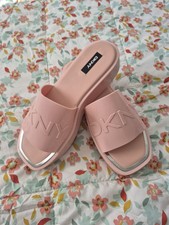 Women's Size 9 DKNY Pink