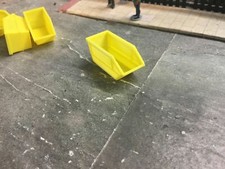 N Gauge - 16yrd Skips - Yellow