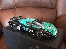 AUTOART 1/18 MASERATI MC12 FIA GT1 CHAMPIONSHIP 2010 WINNER M.BARTELS #1 81035