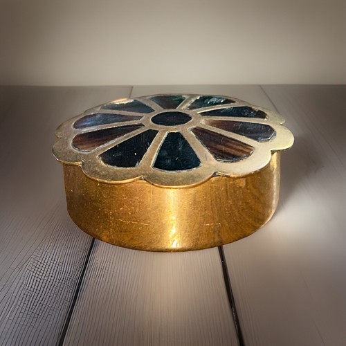 Vintage shell and brass - shell,