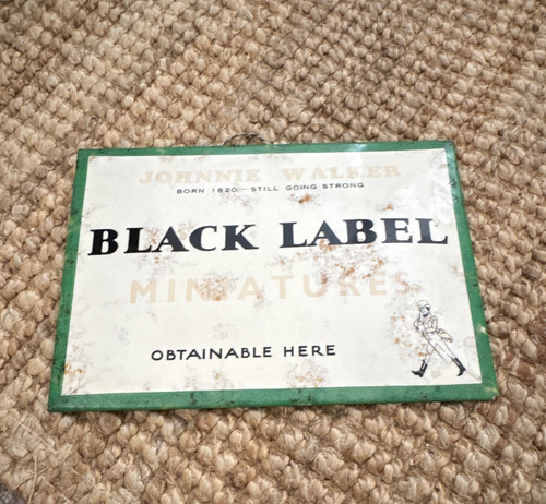 Johnnie walker black label - johnnie,