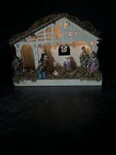 nativity scene With Lights Ref