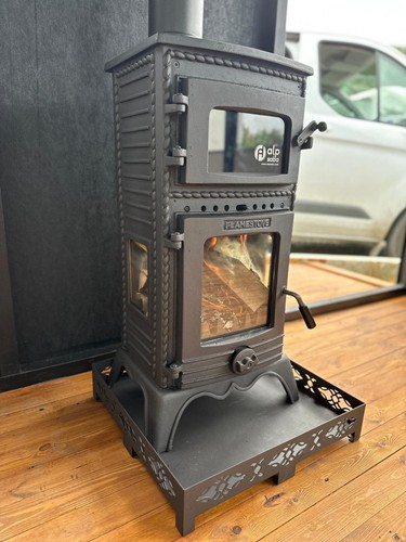 Cast iron wood stove - , with