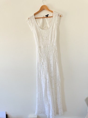 Boohoo white floral lace maxi - floral,