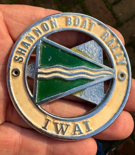 Early enamelled shannon boat - early,