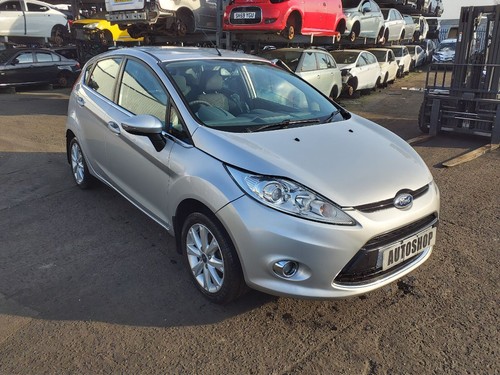 Ford fiesta zetec mk7 - zetec,