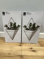 Umbra Trigg Set of 2 boxed Geometric Ceramic Wall Planter Hanging Vase.