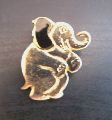 Lovely golden elephant - lovely,
