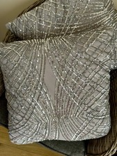 STUNNING KYLIE MINOGUE ESTA