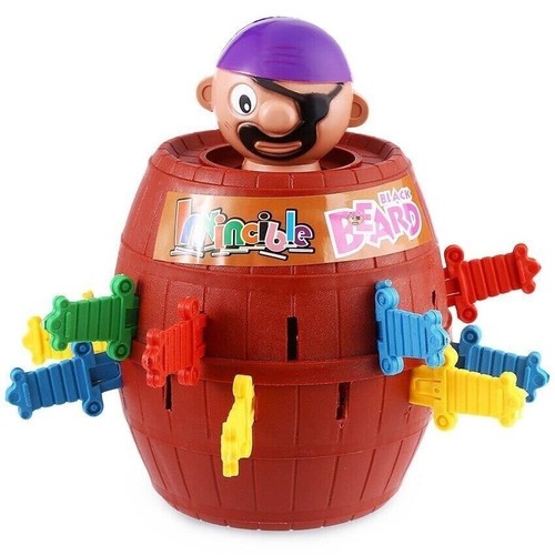 Small pirate barrel jumping - small,