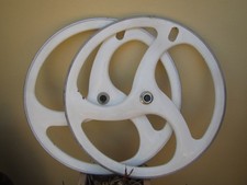 Aduro Spengle Carbon Tri Spoke