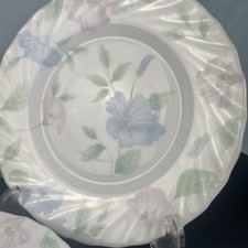 8 Vintage Arcopal Floral