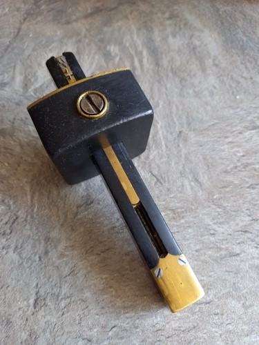 Vintage ebony and brass head - ebony,