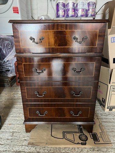 Mahogany style hifi - style,