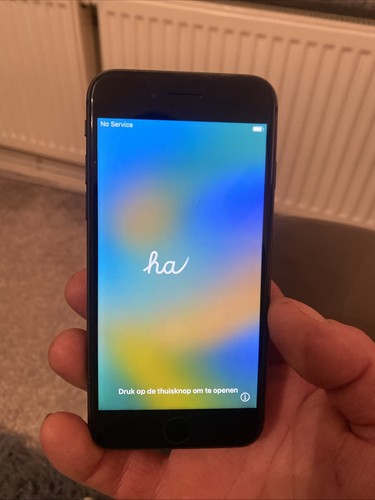 Apple iphone 64gb black - 8,