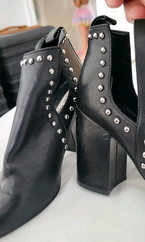 Steve madden black leather - steve,