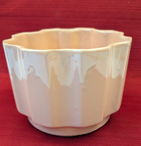 Friendship pottery 737 round - friendship,