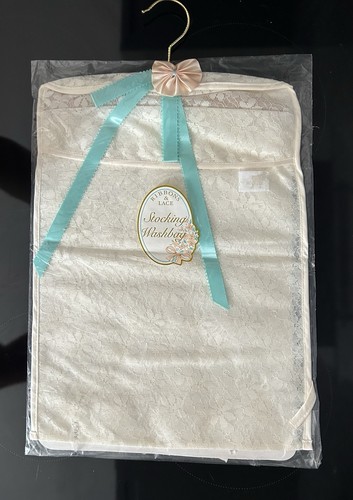 Vintage cream lace stocking - vintage,