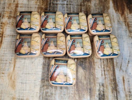 Vintage painted wood - painted,