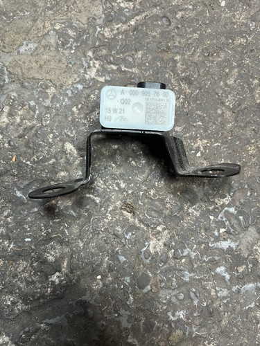 Mercedes airbag crash - 1x,