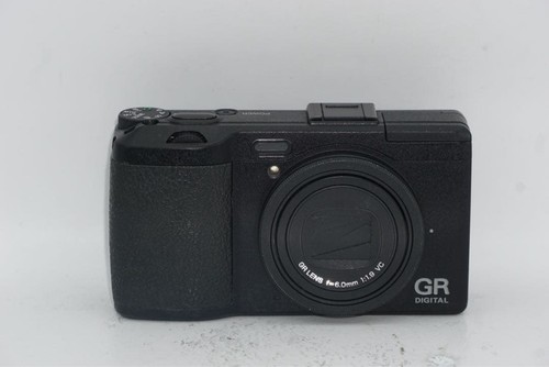 Ricoh digital compact - ricoh,