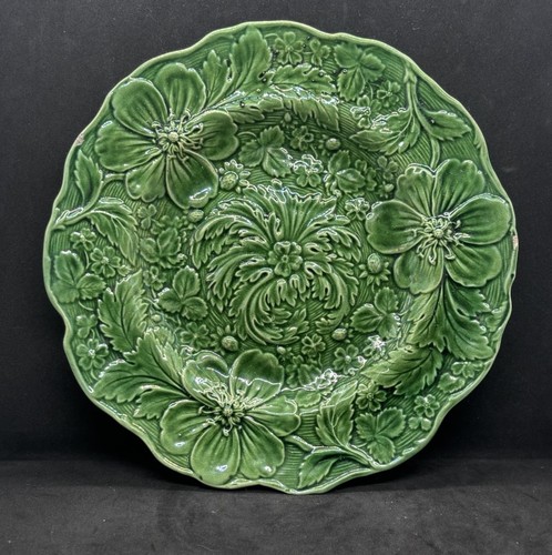 Vintage green leaf - green,