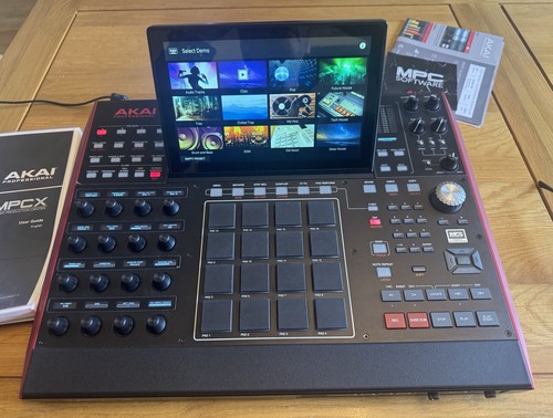 Akai mpc music - mpc, x