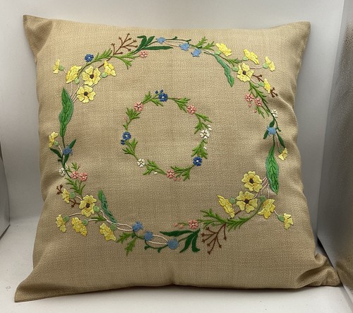 Vintage hand embroidered - vintage, 19”