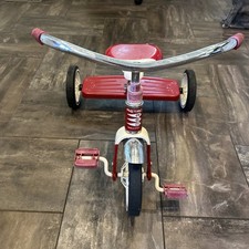 VINTAGE RADIO FLYER TRICYCLE