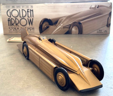 VERY LARGE CLOCKWORK SCHYLLING GOLDEN ARROW TIN PLATE RACE CAR IN US 20"+