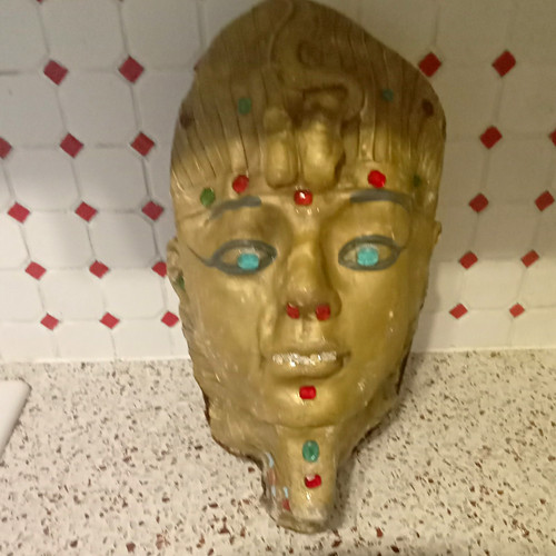 Egyptian head pharo gold - , with