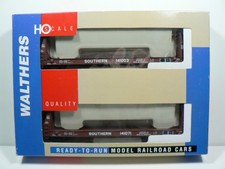 2 x Wallthers H0 Scale 50'