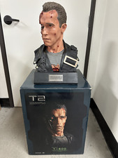 SIDESHOW TERMINATOR 2 T-800