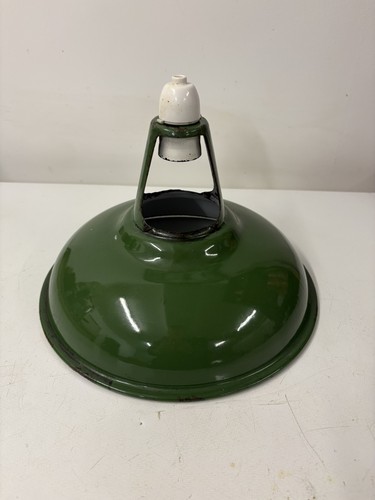 Vintage green enamel - green,