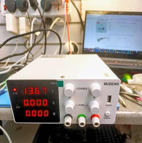 Adjustable regulated power - dc,