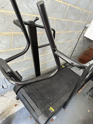 Curved resistance treadmill - treadmill, &