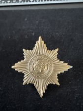 Original Irish Guards Cap Badge P30